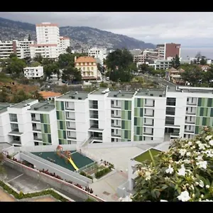 Quinta Da Nogueira Apartment